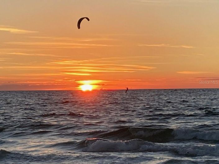 Image No.35-2 Bed Property for sale