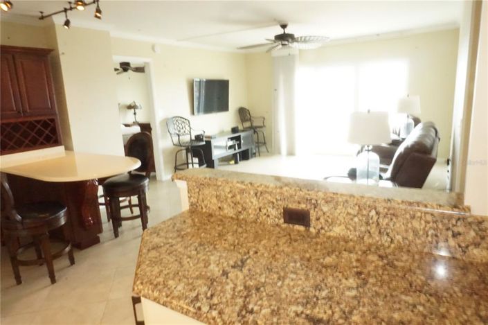 Image No.6-2 Bed Property for sale