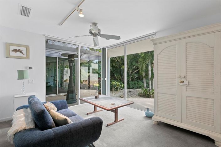 Image No.27-3 Bed Property for sale