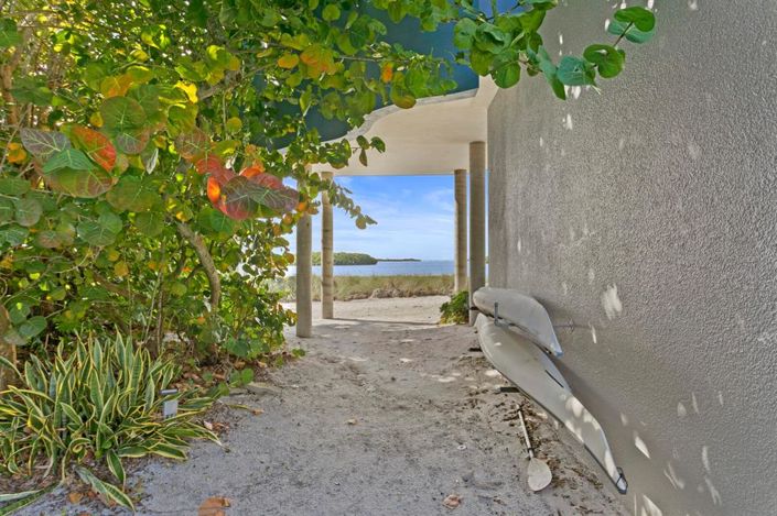 Image No.43-3 Bed Property for sale