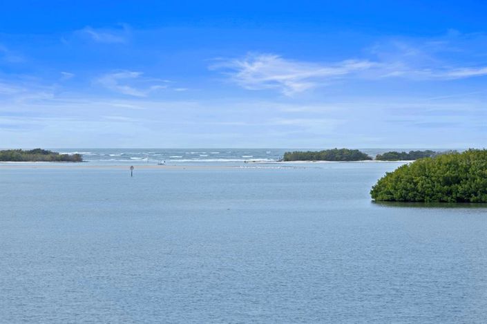 Image No.47-3 Bed Property for sale