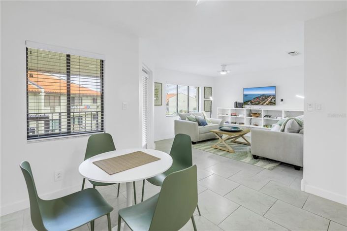 Image No.17-Propriété de 1 chambre à vendre à Floride