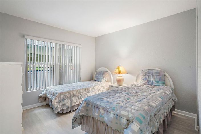 Image No.20-2 Bed Property for sale