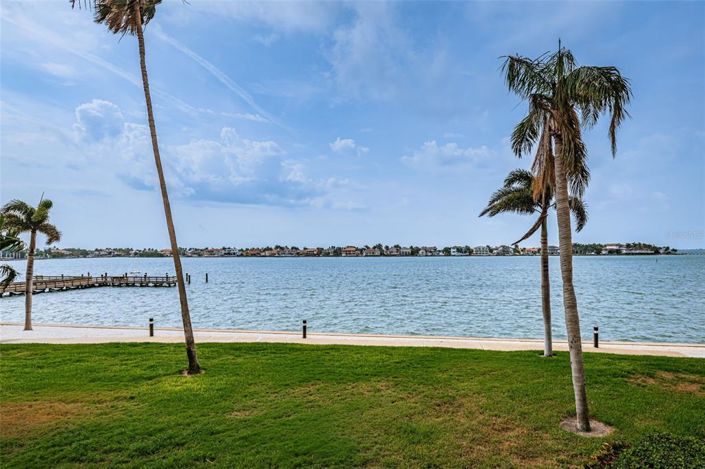 Image No.32-Propriété de 2 chambres à vendre à Floride