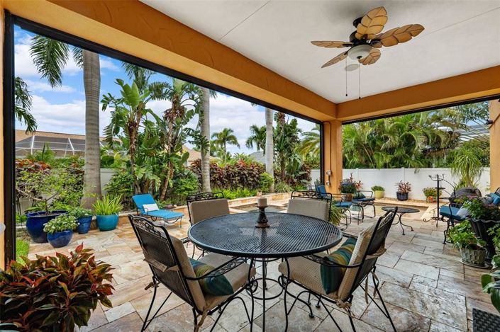 Image No.5-Propriété de 4 chambres à vendre à Floride