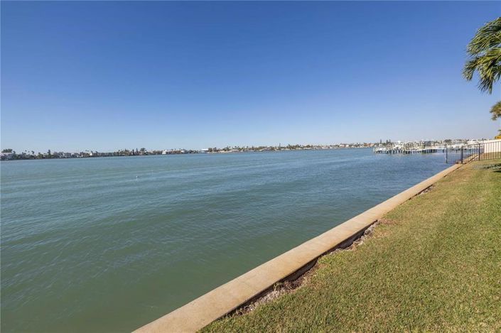 Image No.37-2 Bed Property for sale