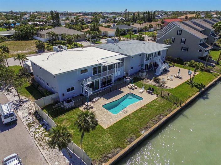 Image No.61-2 Bed Property for sale