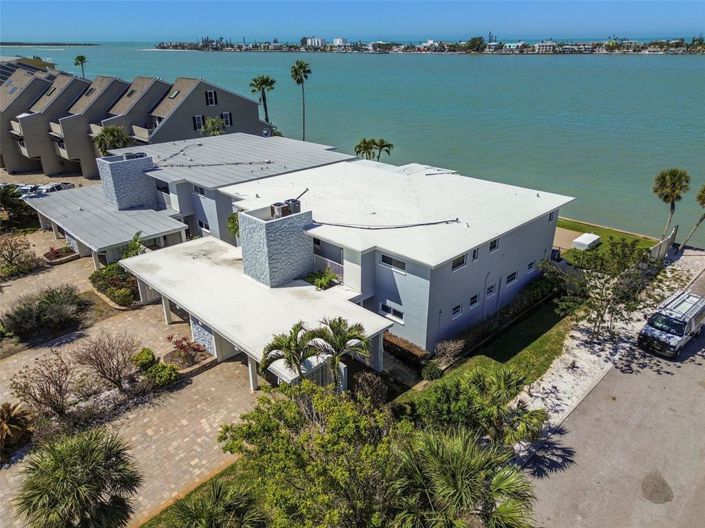 Image No.63-2 Bed Property for sale