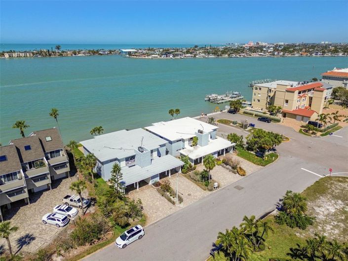 Image No.65-2 Bed Property for sale