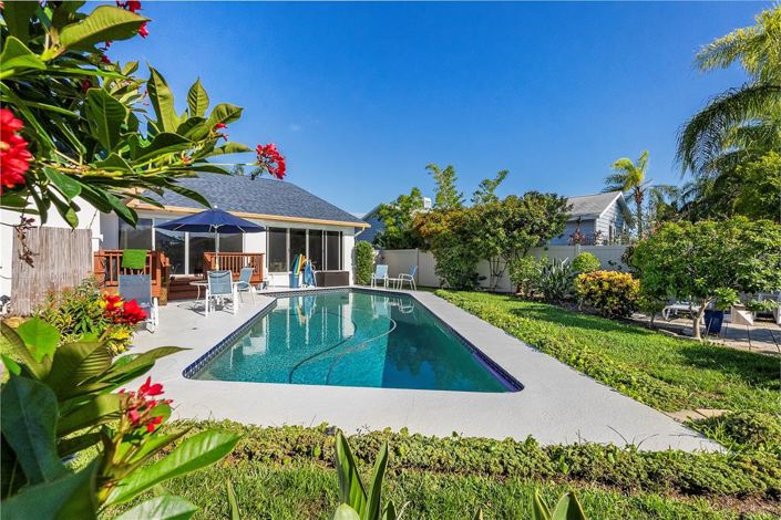 Image No.3-3 Bed Property for sale