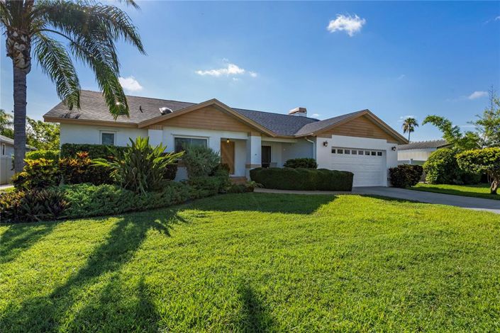 Image No.32-3 Bed Property for sale