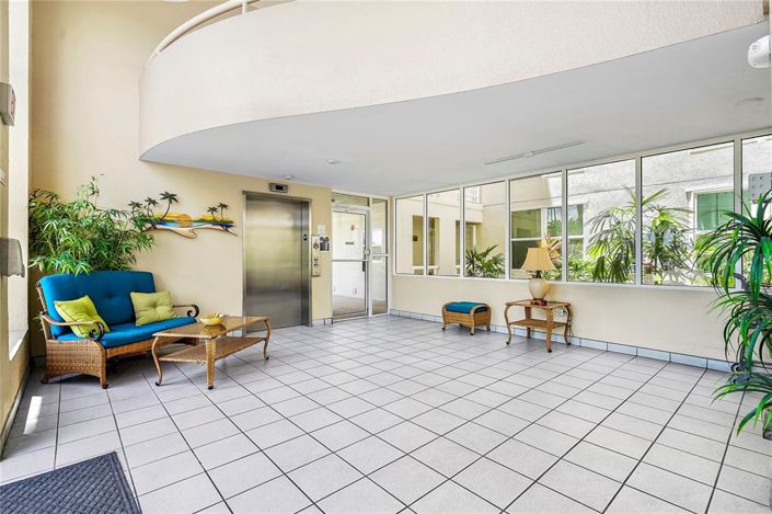 Image No.27-2 Bed Property for sale