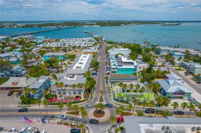 Image No.27-3 Bed Property for sale