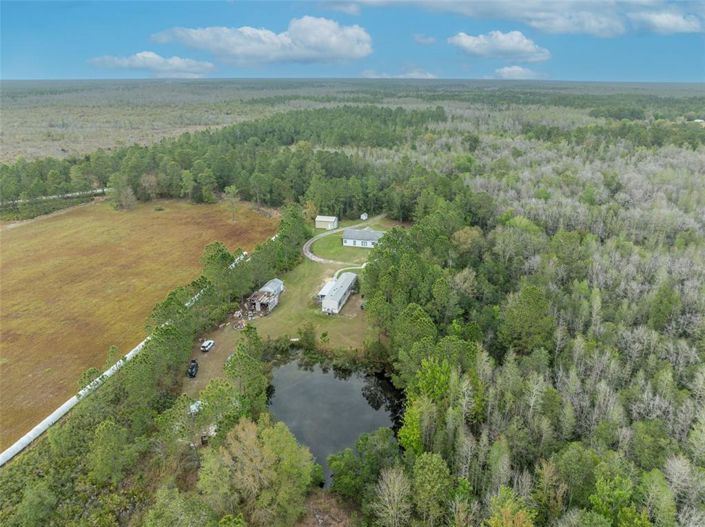 Image No.5-5 Bed Property for sale