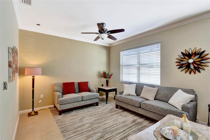 Image No.11-4 Bed Property for sale