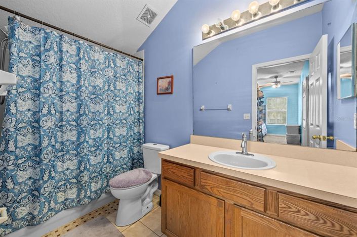 Image No.32-Propriété de 6 chambres à vendre à Clermont