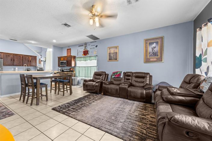 Image No.6-Propriété de 6 chambres à vendre à Clermont