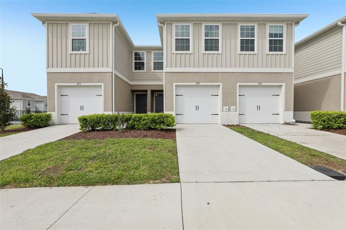 Image No.2-3 Bed Townhouse for sale