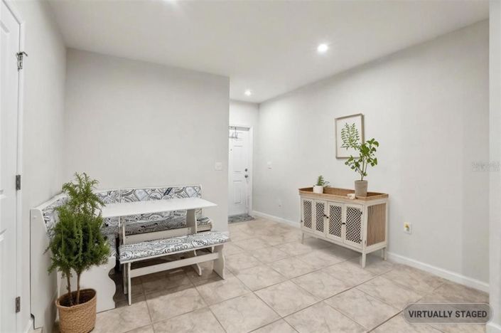 Image No.5-3 Bed Townhouse for sale