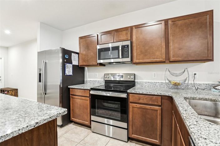 Image No.9-3 Bed Townhouse for sale