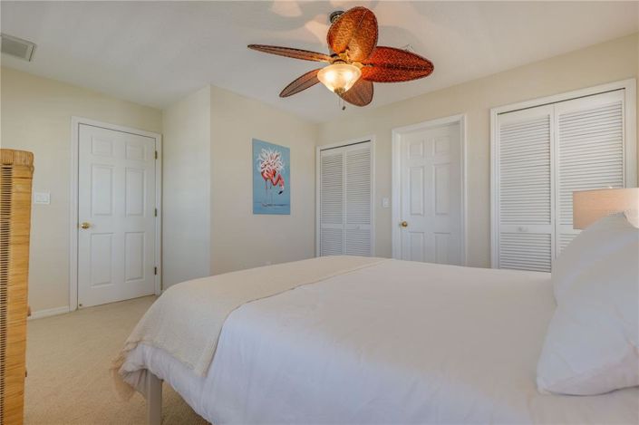 Image No.17-3 Bed Property for sale