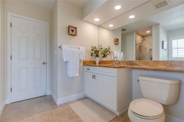 Image No.19-3 Bed Property for sale