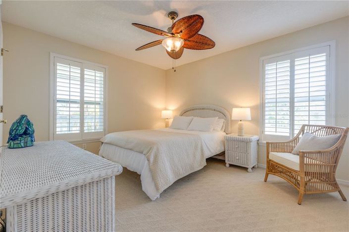 Image No.24-3 Bed Property for sale