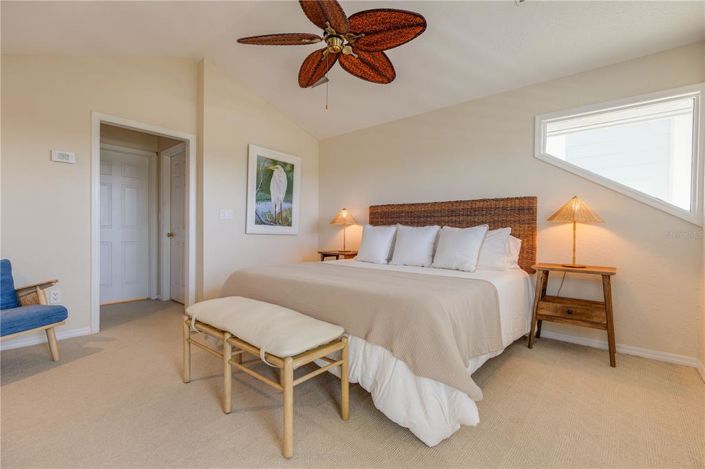 Image No.54-3 Bed Property for sale