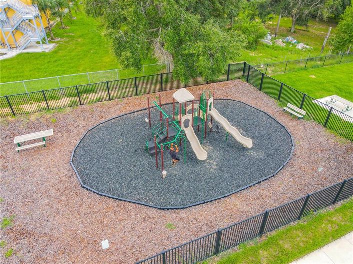 Image No.48-3 Bed Townhouse for sale