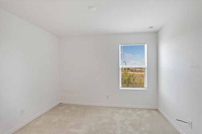 Image No.16-3 Bed Townhouse for sale