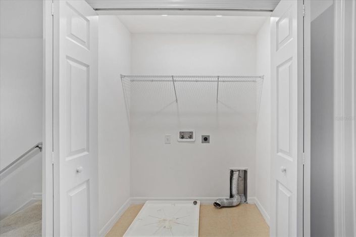 Image No.19-3 Bed Townhouse for sale