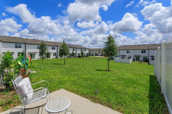 Image No.21-3 Bed Townhouse for sale