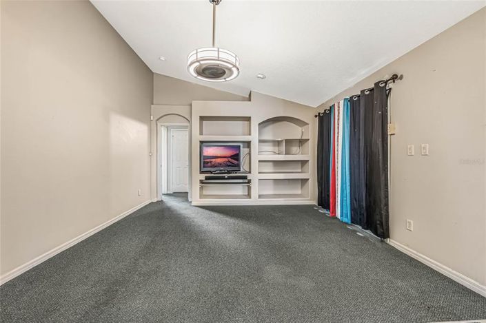 Image No.16-4 Bed Property for sale