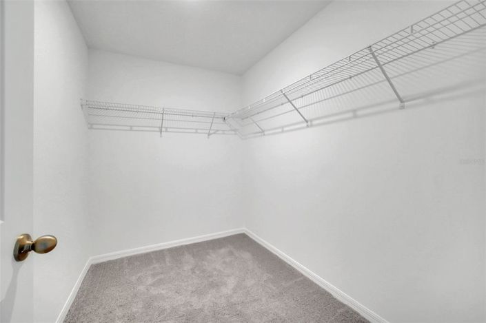 Image No.14-3 Bed Townhouse for sale