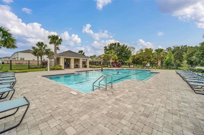 Image No.24-3 Bed Townhouse for sale