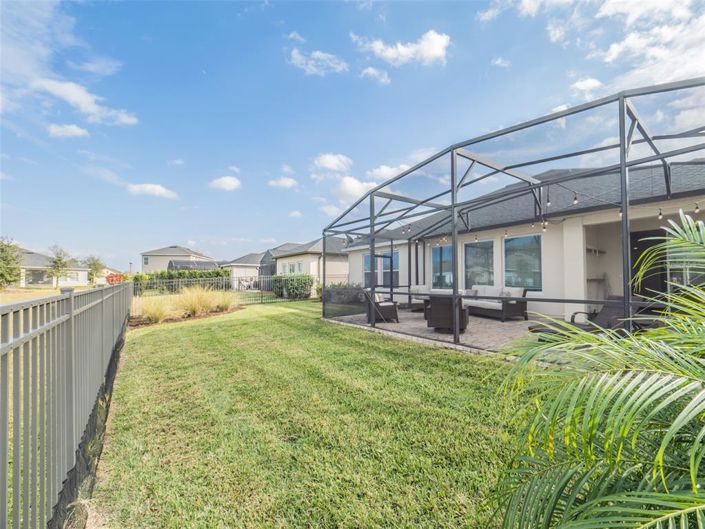 Image No.7-4 Bed Property for sale