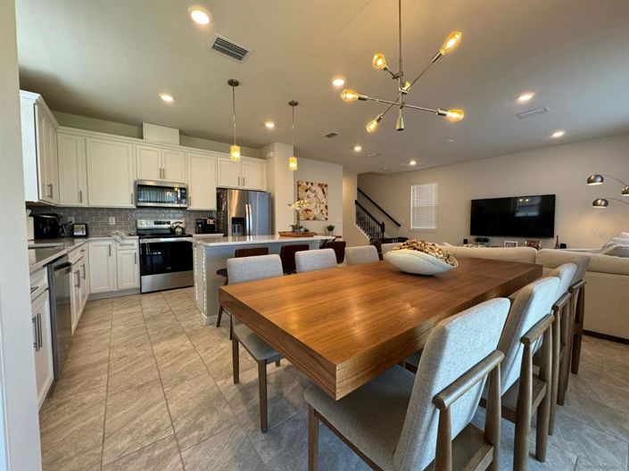 Image No.10-4 Bed Property for sale