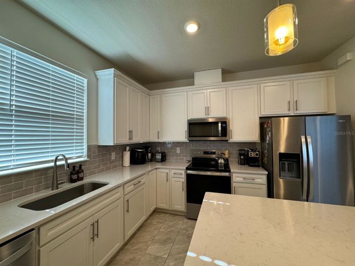 Image No.14-4 Bed Property for sale