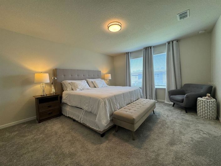 Image No.18-4 Bed Property for sale