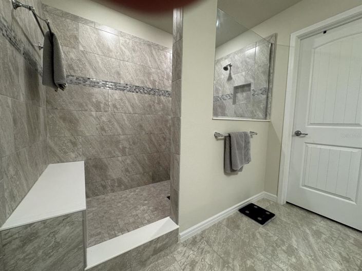 Image No.27-4 Bed Property for sale