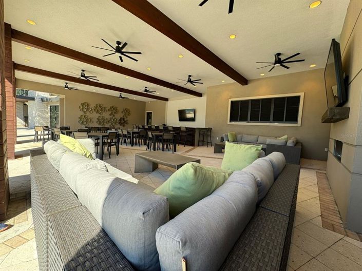 Image No.42-4 Bed Property for sale