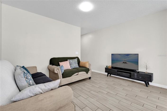 Image No.5-3 Bed Townhouse for sale