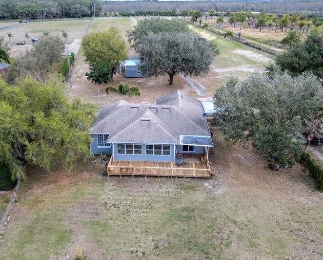 Image No.10-3 Bed Property for sale