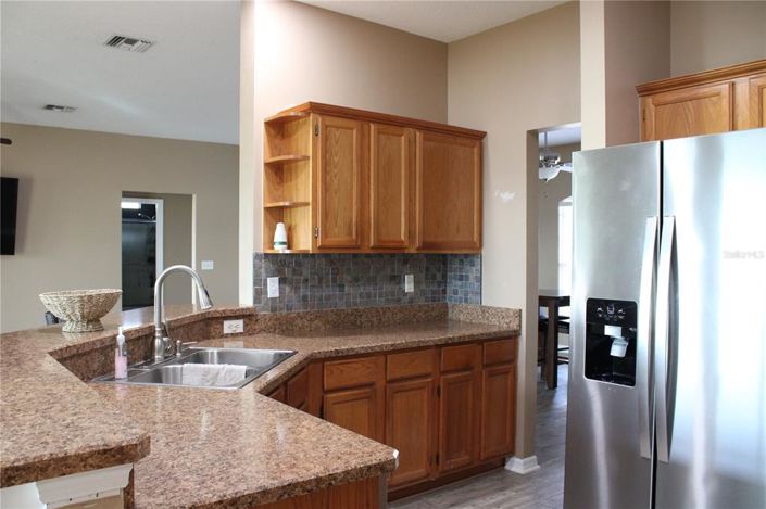 Image No.36-3 Bed Property for sale