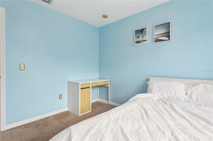 Image No.18-3 Bed Townhouse for sale