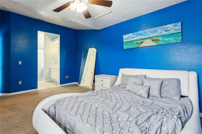 Image No.19-3 Bed Townhouse for sale