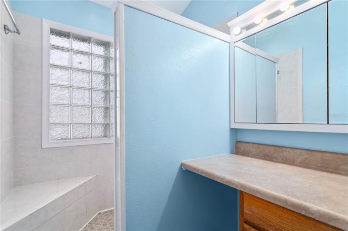 Image No.35-3 Bed Townhouse for sale