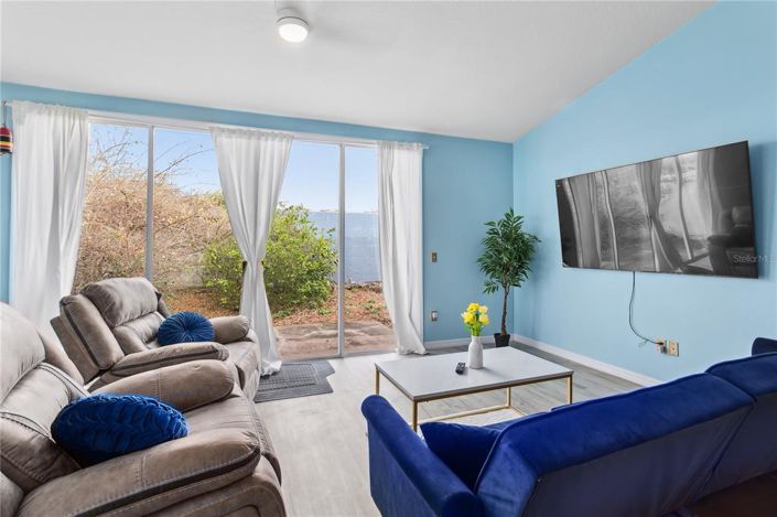 Image No.6-3 Bed Townhouse for sale