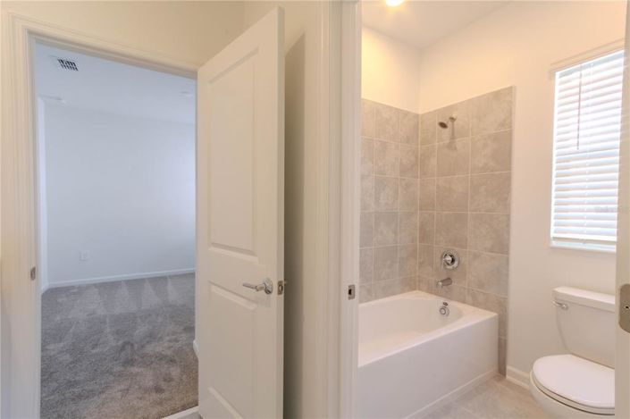 Image No.17-3 Bed Property for sale