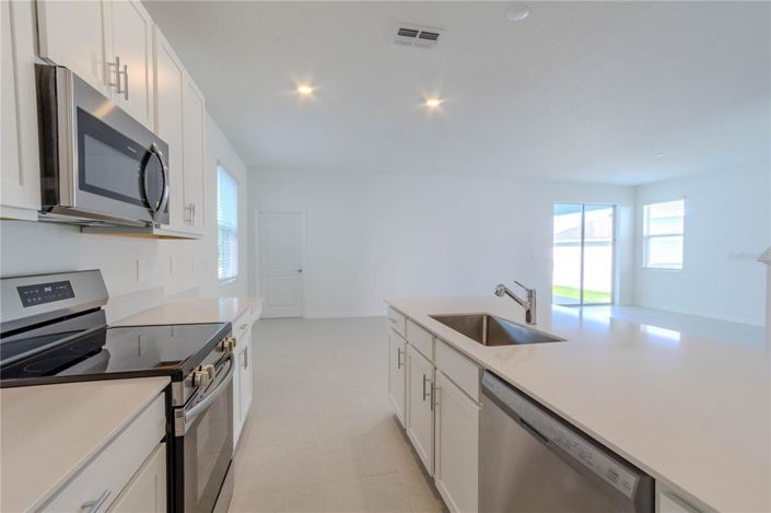 Image No.7-5 Bed Property for sale